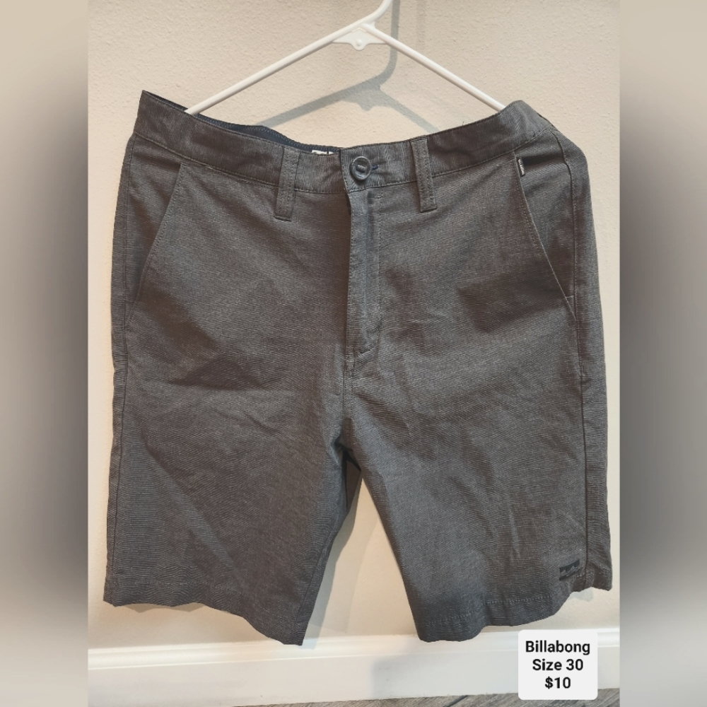 Billabong Men Shorts